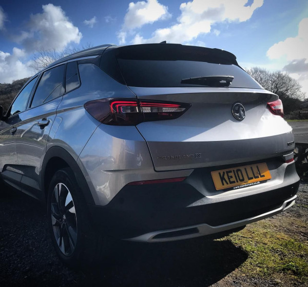 Suv Crossovers Discover The Vauxhall Suv Range Vauxhall